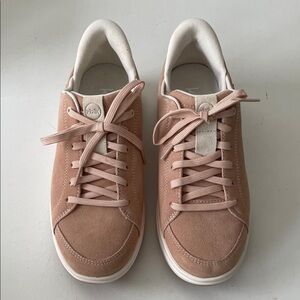 Kizik Women's Rose Light Pink Sneakers